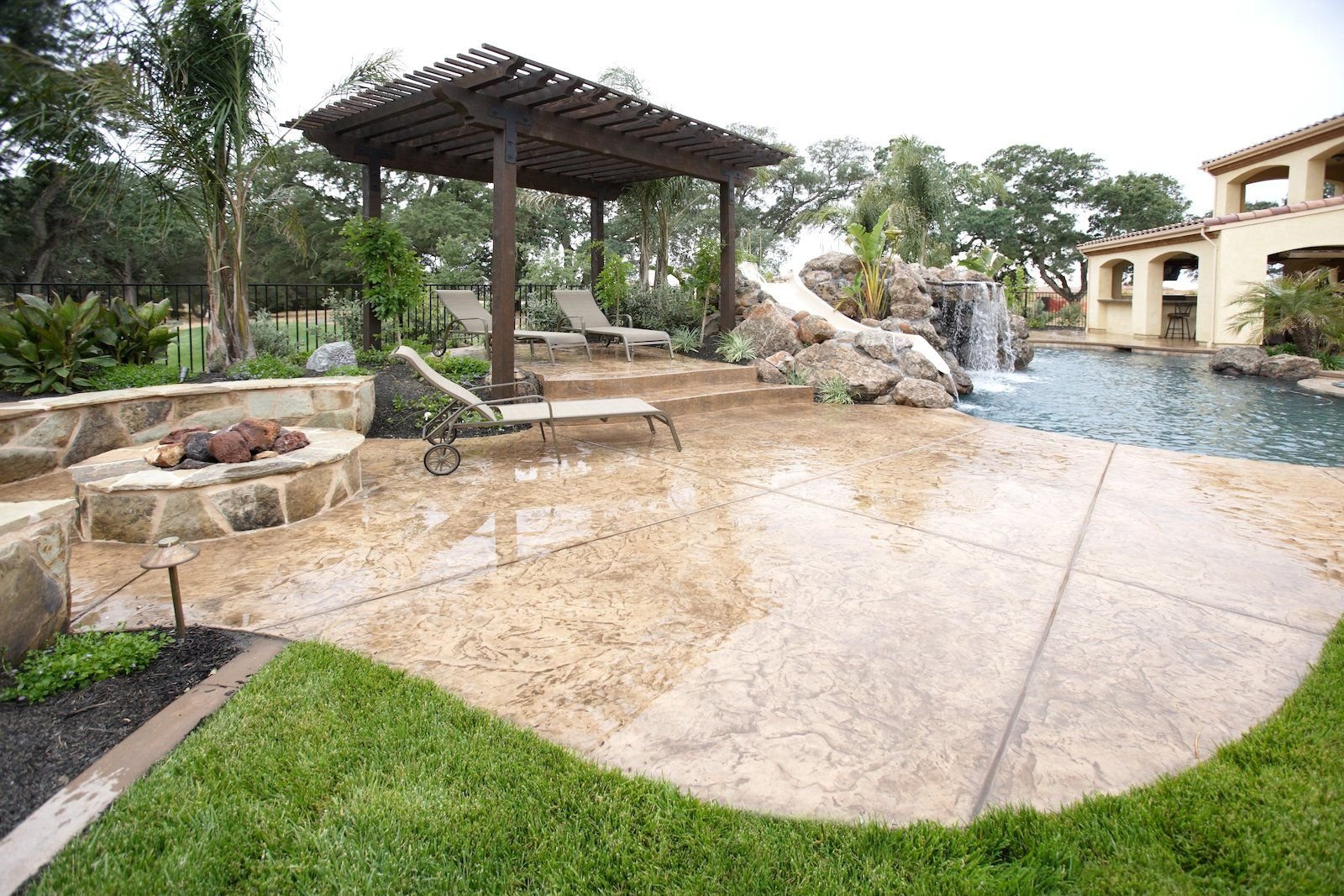 stained concrete pool deck in West Palm Beach FL by the Palm Beach Stamped Concrete pros
